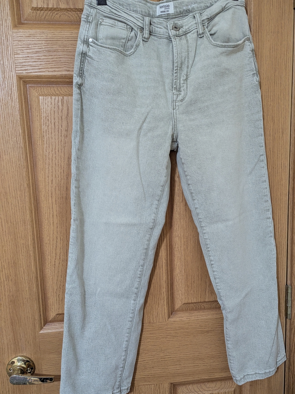 kensie High-Rise Straight Leg Jeans in Light Sage